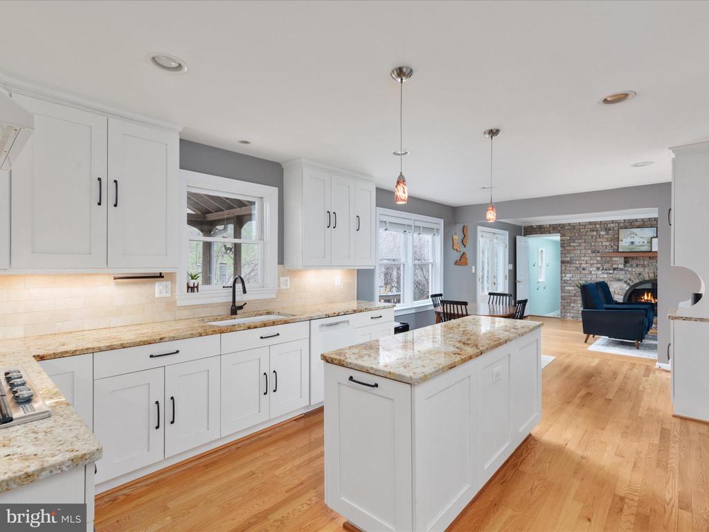 12212 ROWAN TREE DRIVE