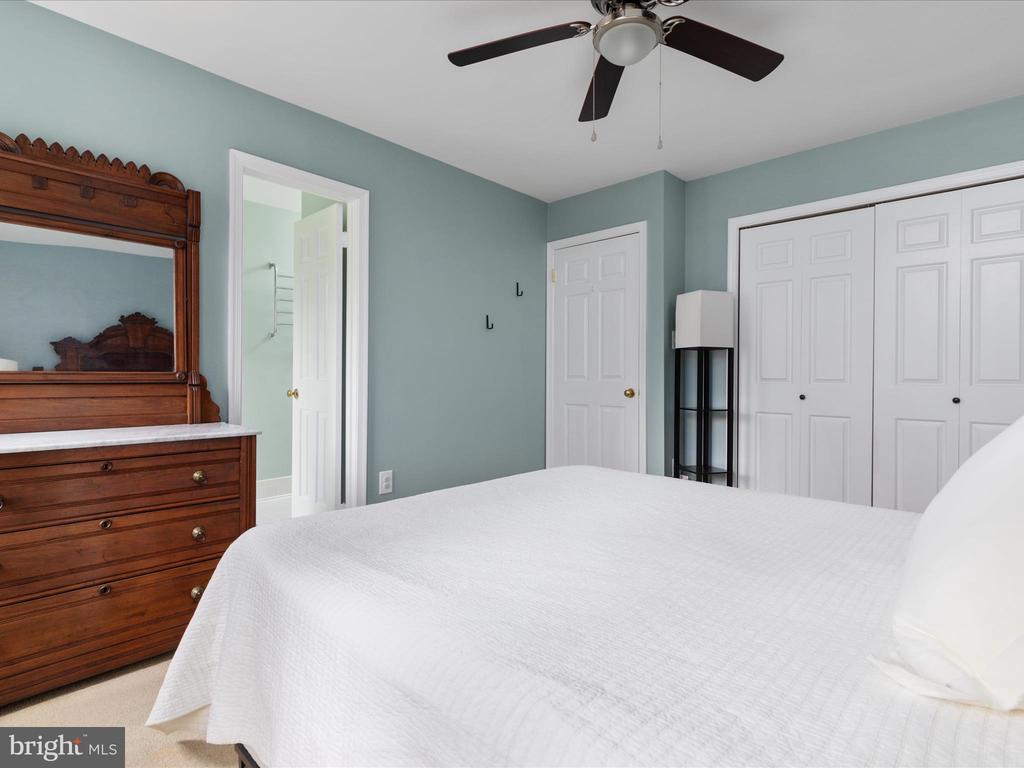 12212 ROWAN TREE DRIVE