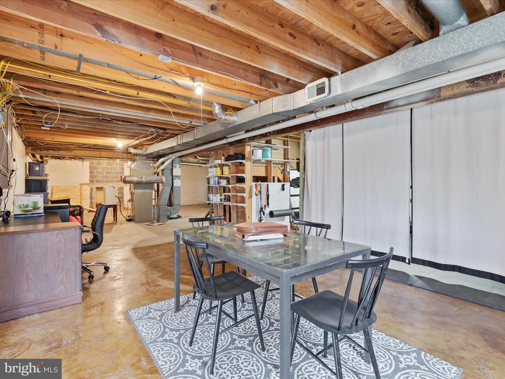 12212 ROWAN TREE DRIVE