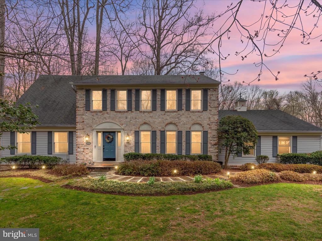 12212 ROWAN TREE DRIVE