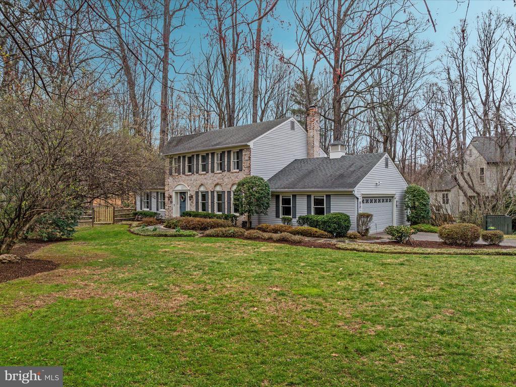 12212 ROWAN TREE DRIVE