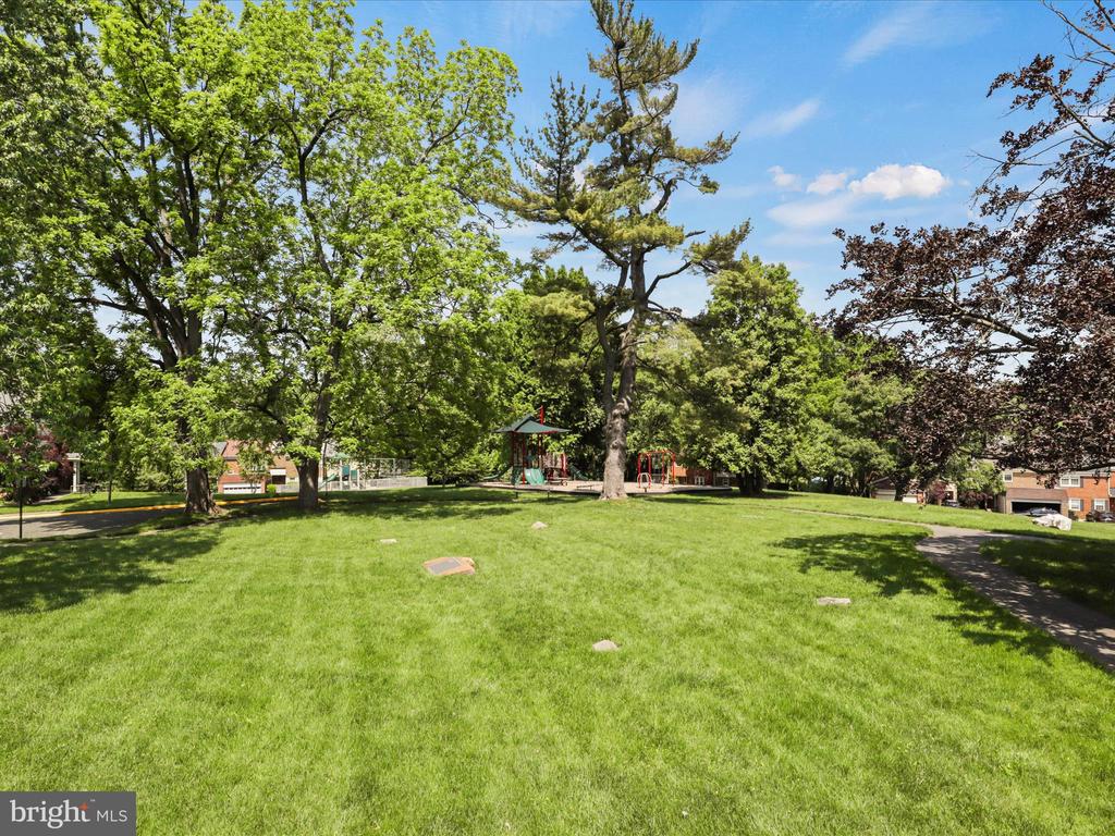 1034 MOOREFIELD CREEK ROAD SW