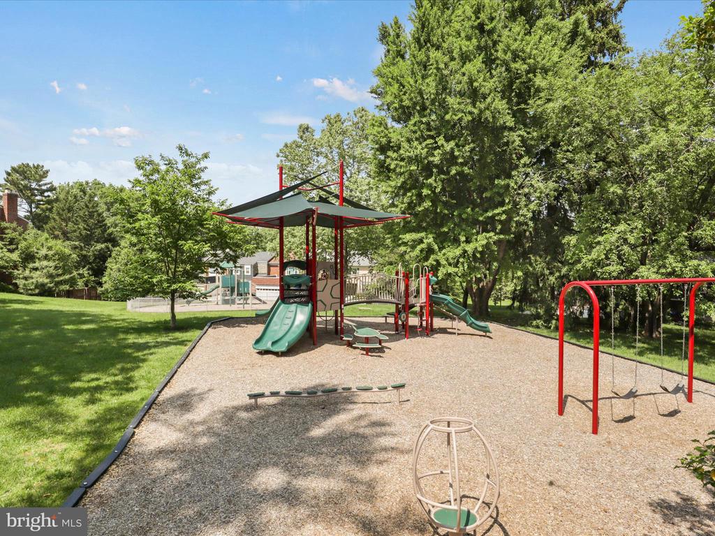 1034 MOOREFIELD CREEK ROAD SW