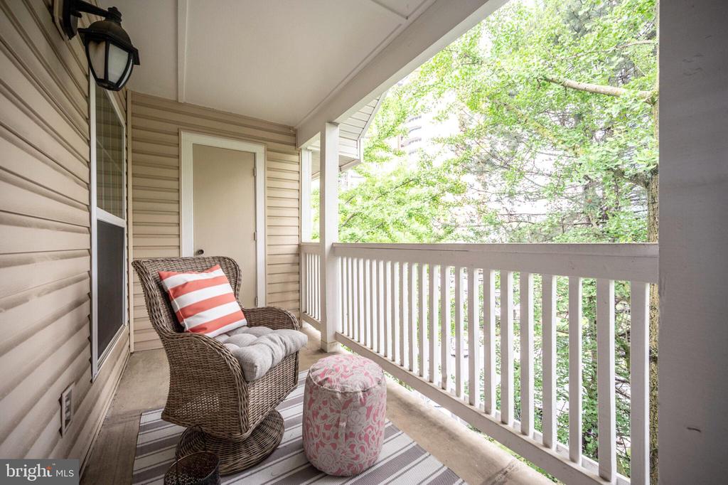 1524 LINCOLN WAY 409