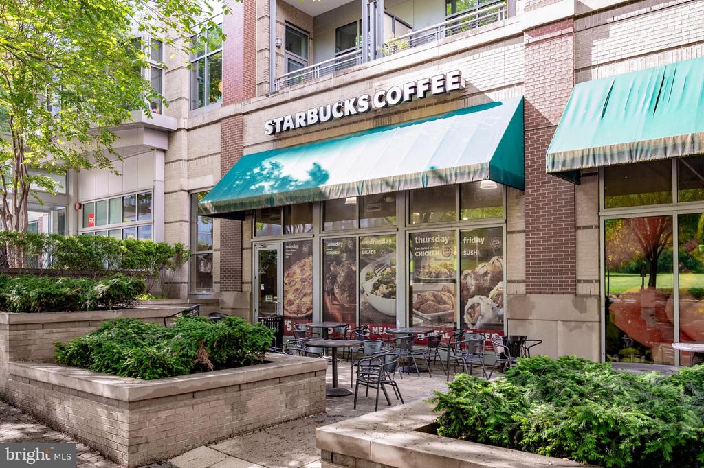 1524 LINCOLN WAY 409