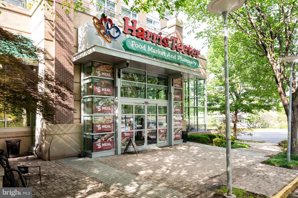 1524 LINCOLN WAY 409