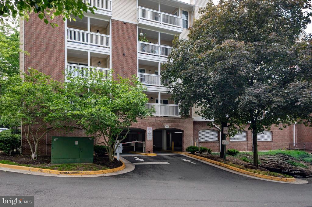 1524 LINCOLN WAY 409