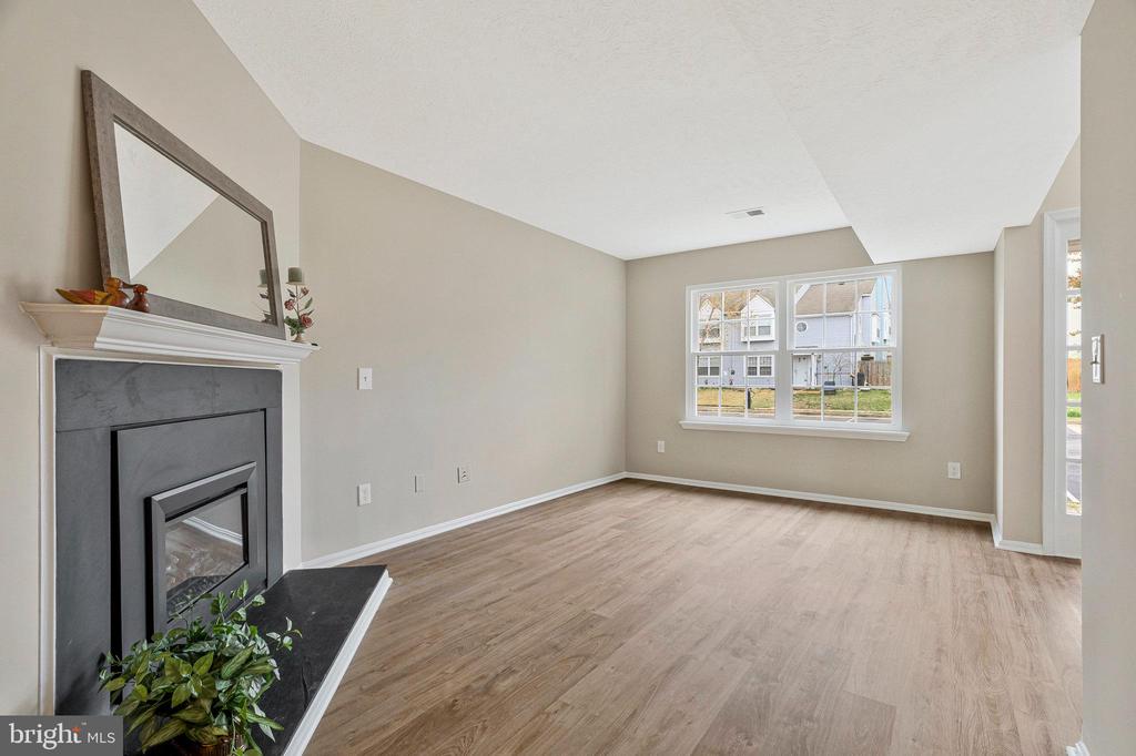 14013B GRUMBLE JONES COURT