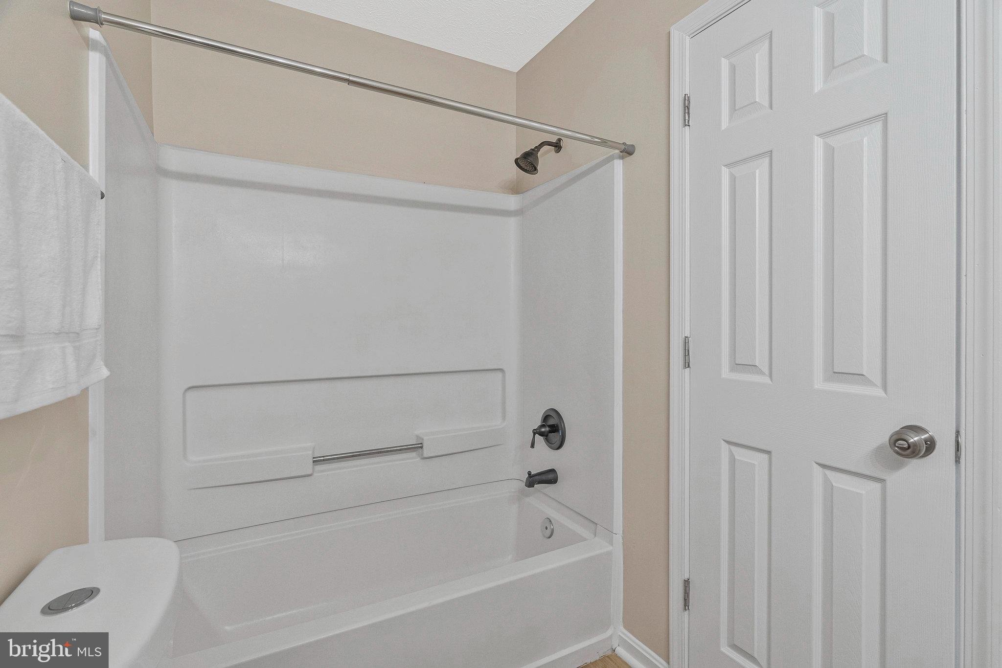 14013B GRUMBLE JONES COURT