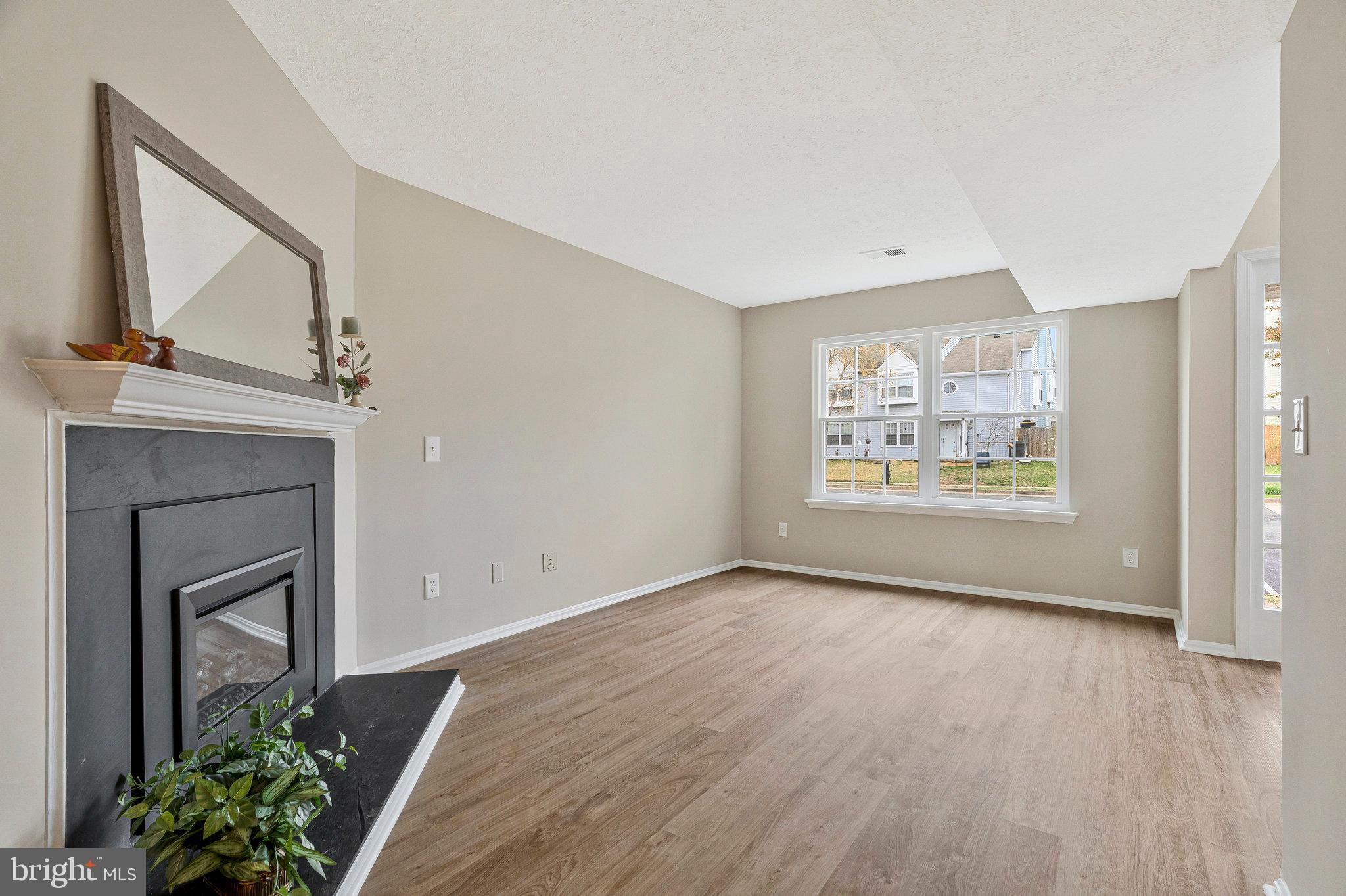 14013B GRUMBLE JONES COURT