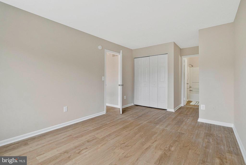 14013B GRUMBLE JONES COURT