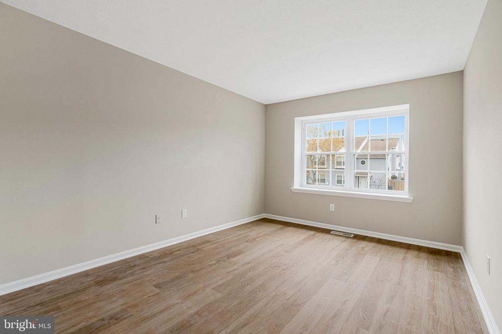 14013B GRUMBLE JONES COURT