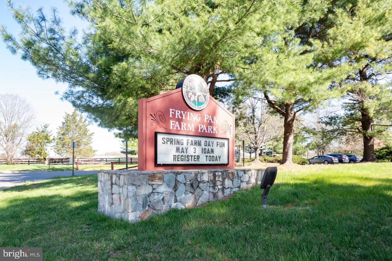 13137 ASHNUT LANE
