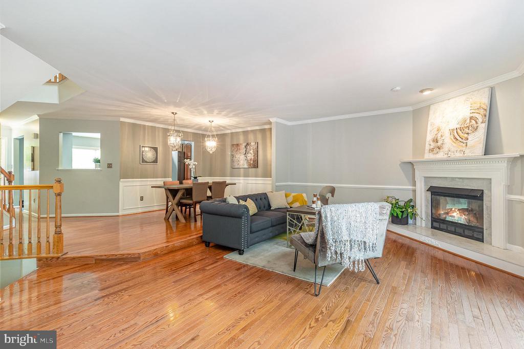 13137 ASHNUT LANE