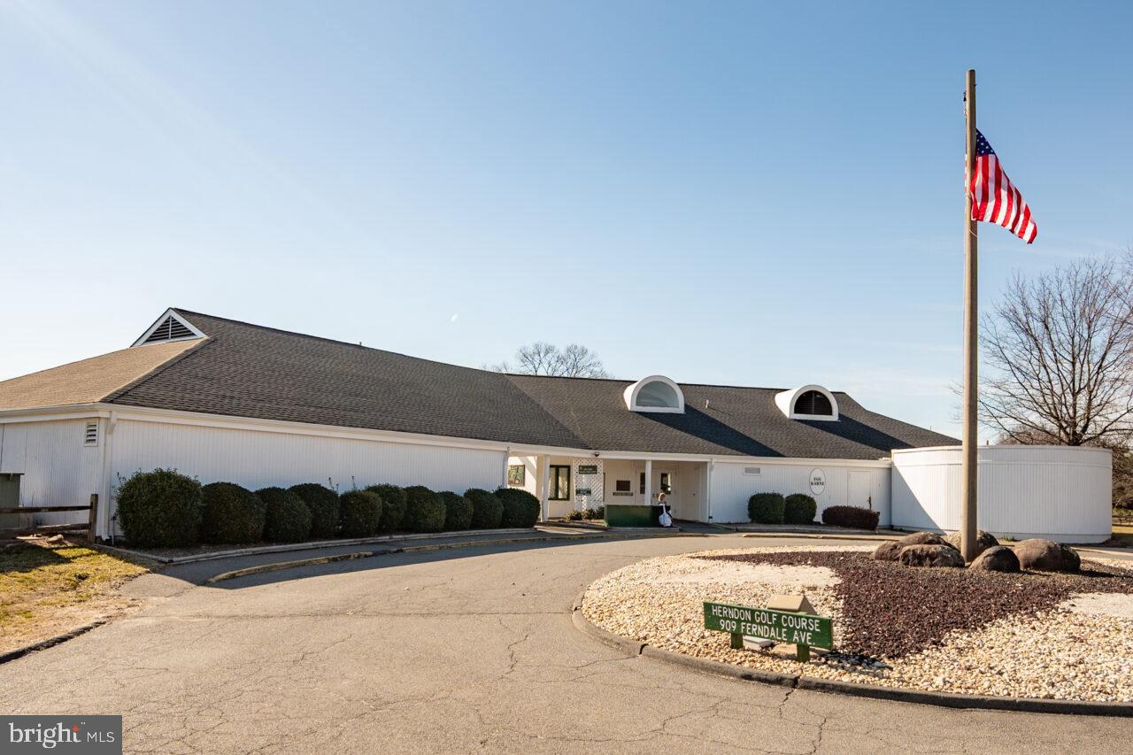 13137 ASHNUT LANE