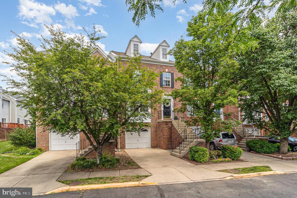 13137 ASHNUT LANE