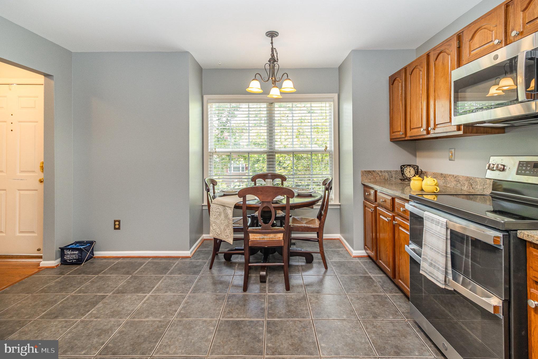 13137 ASHNUT LANE