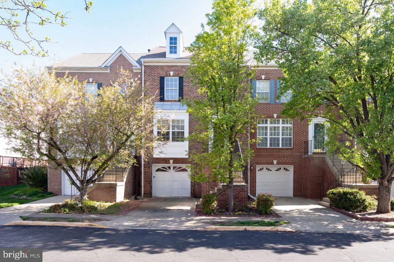 13137 ASHNUT LANE
