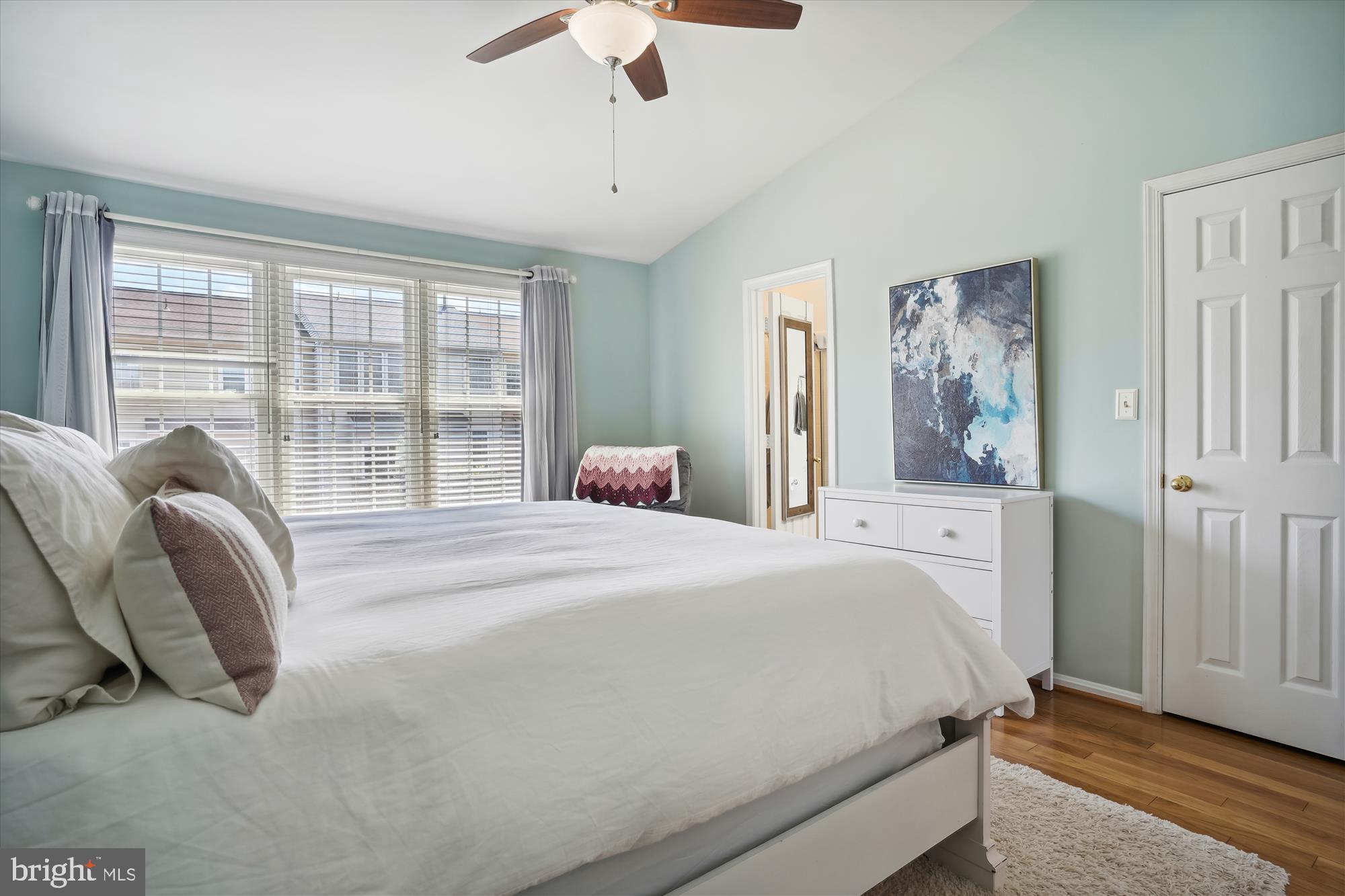 7436 COLLINS MEADE