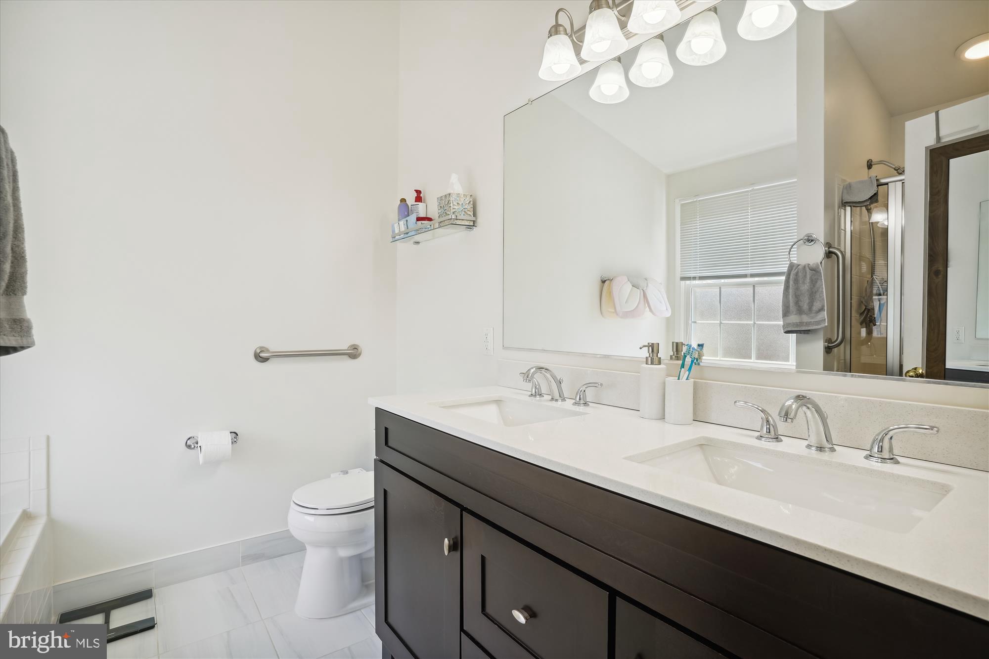 7436 COLLINS MEADE