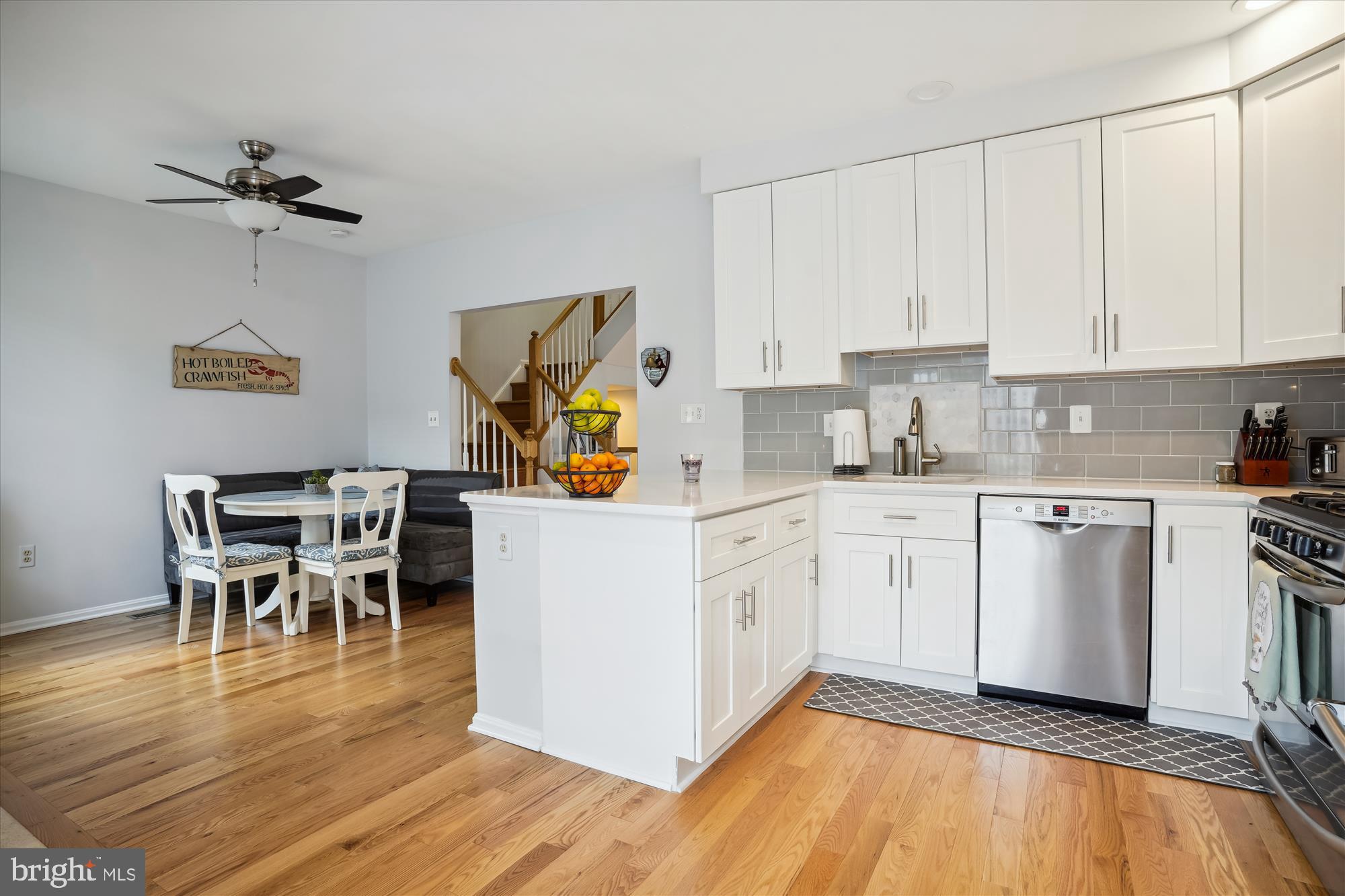 7436 COLLINS MEADE