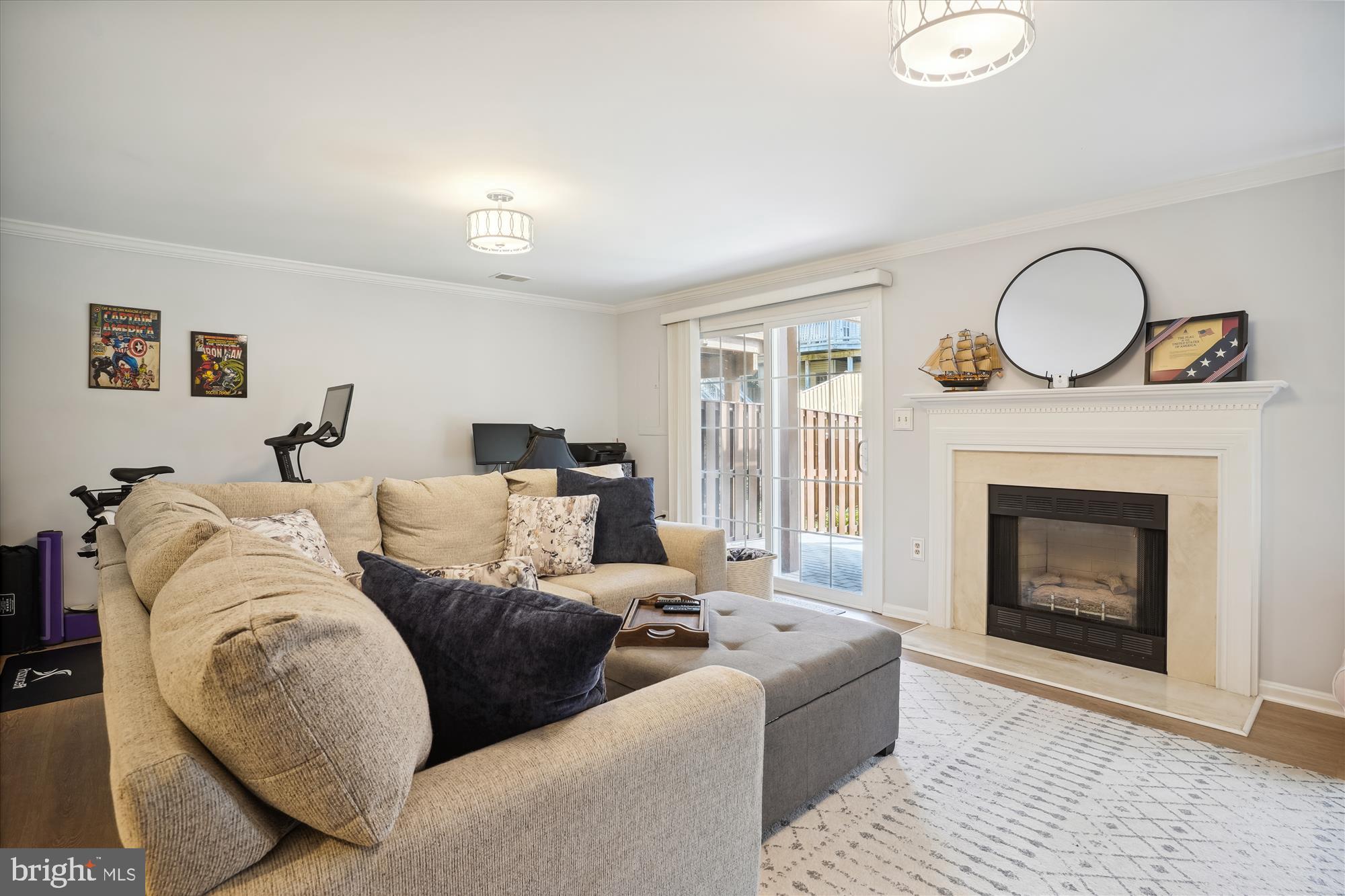7436 COLLINS MEADE