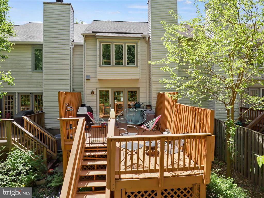 12516 FANLEAF COURT