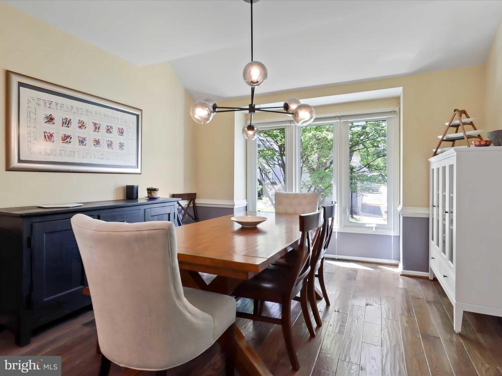 12516 FANLEAF COURT