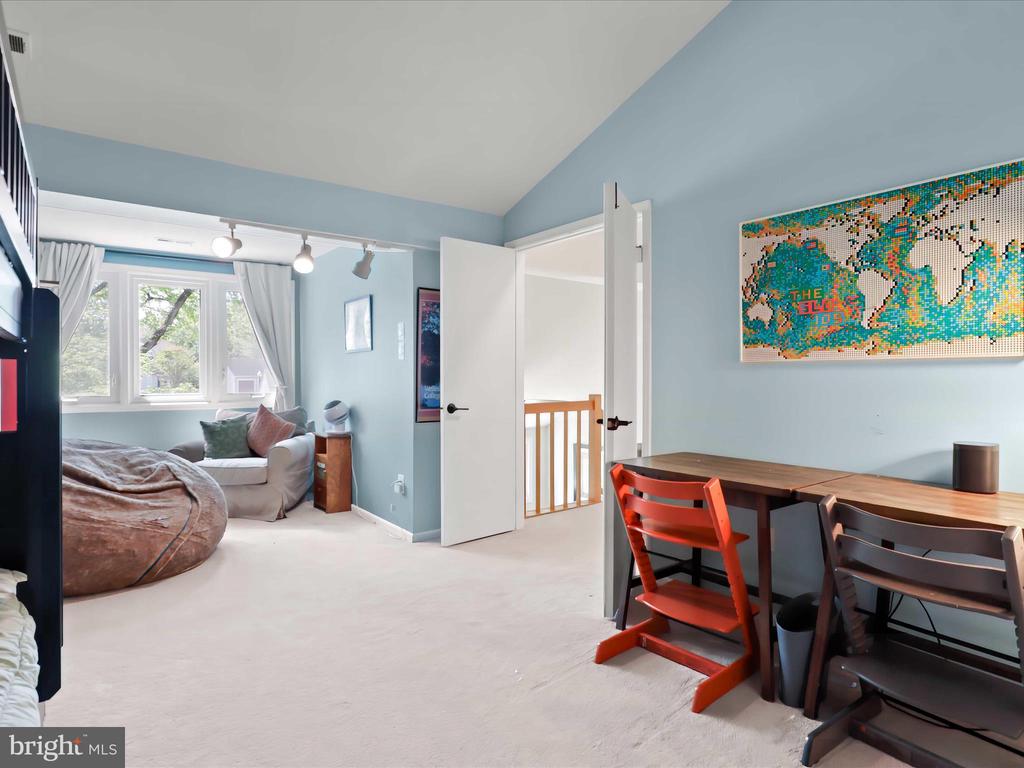12516 FANLEAF COURT