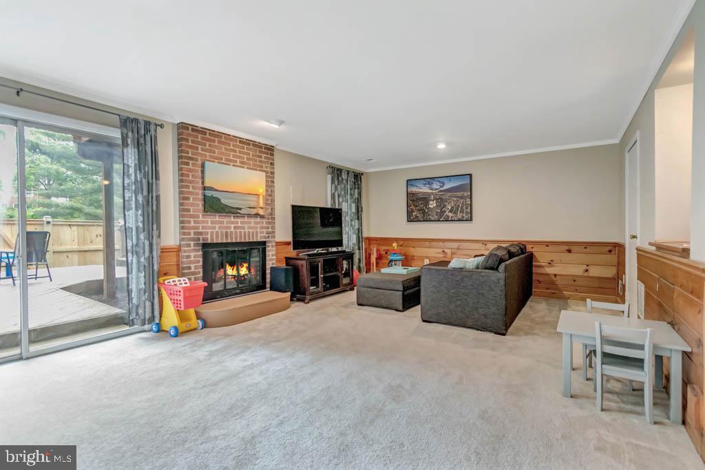 2883 SUTTON OAKS LANE