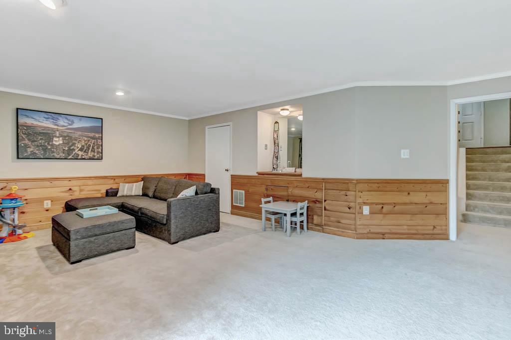 2883 SUTTON OAKS LANE
