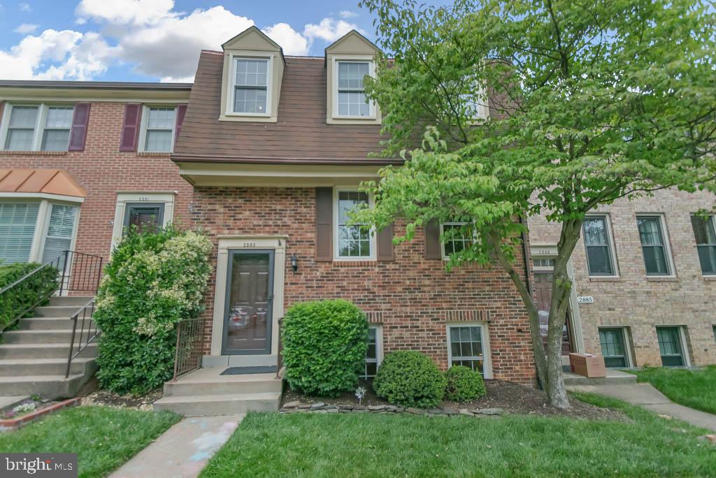 2883 SUTTON OAKS LANE
