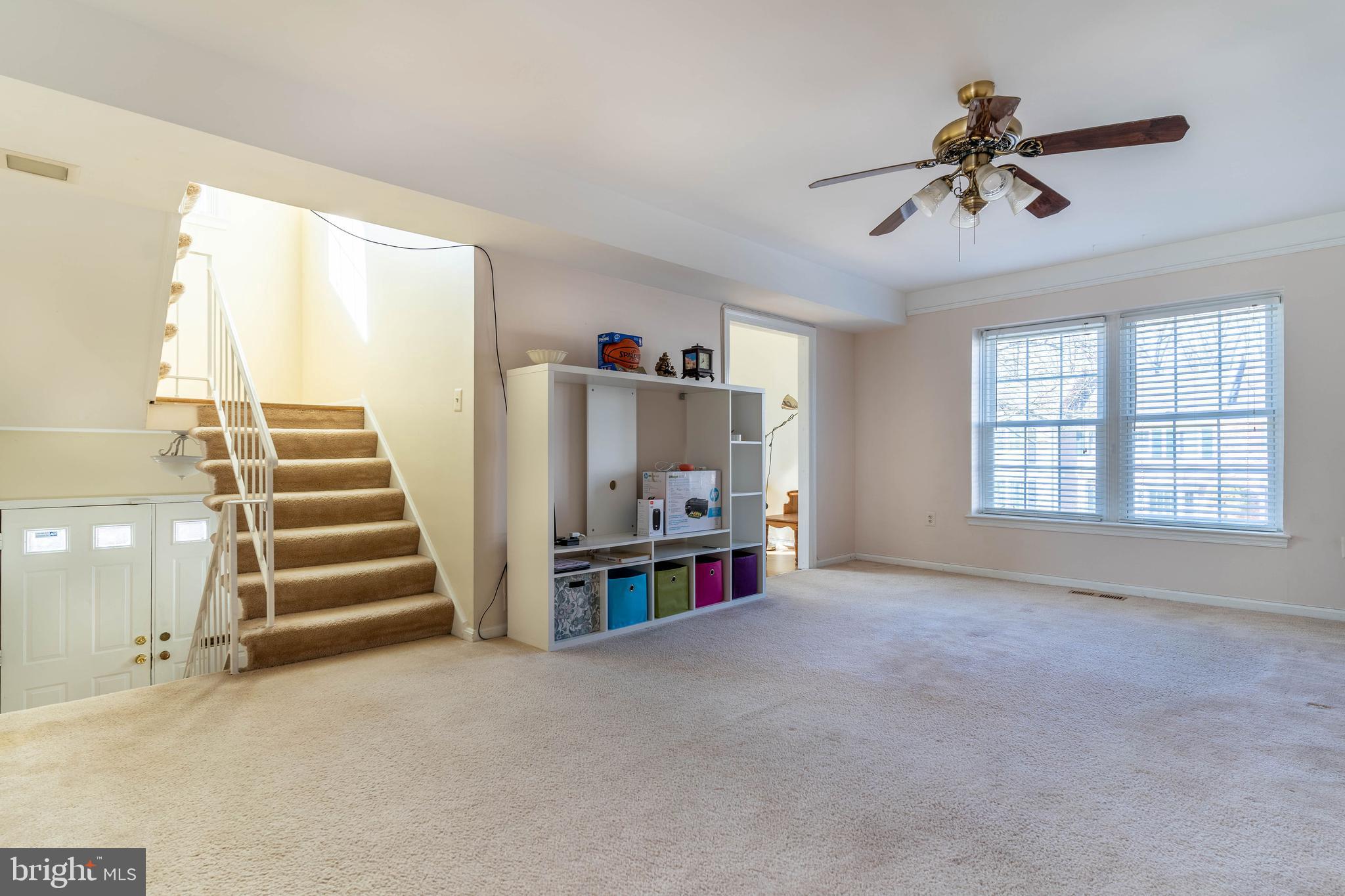 8031 SLEEPY VIEW LANE