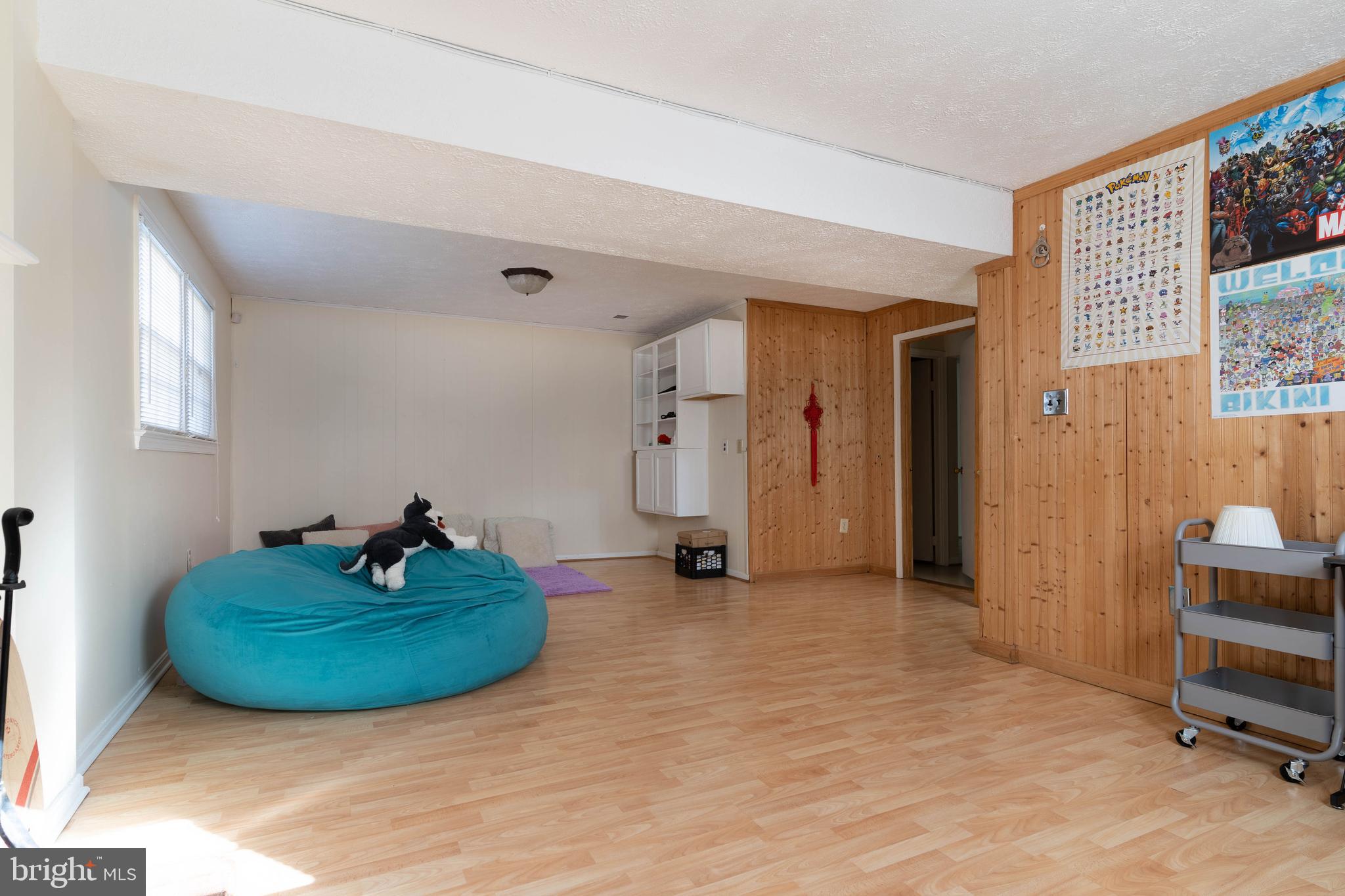 8031 SLEEPY VIEW LANE