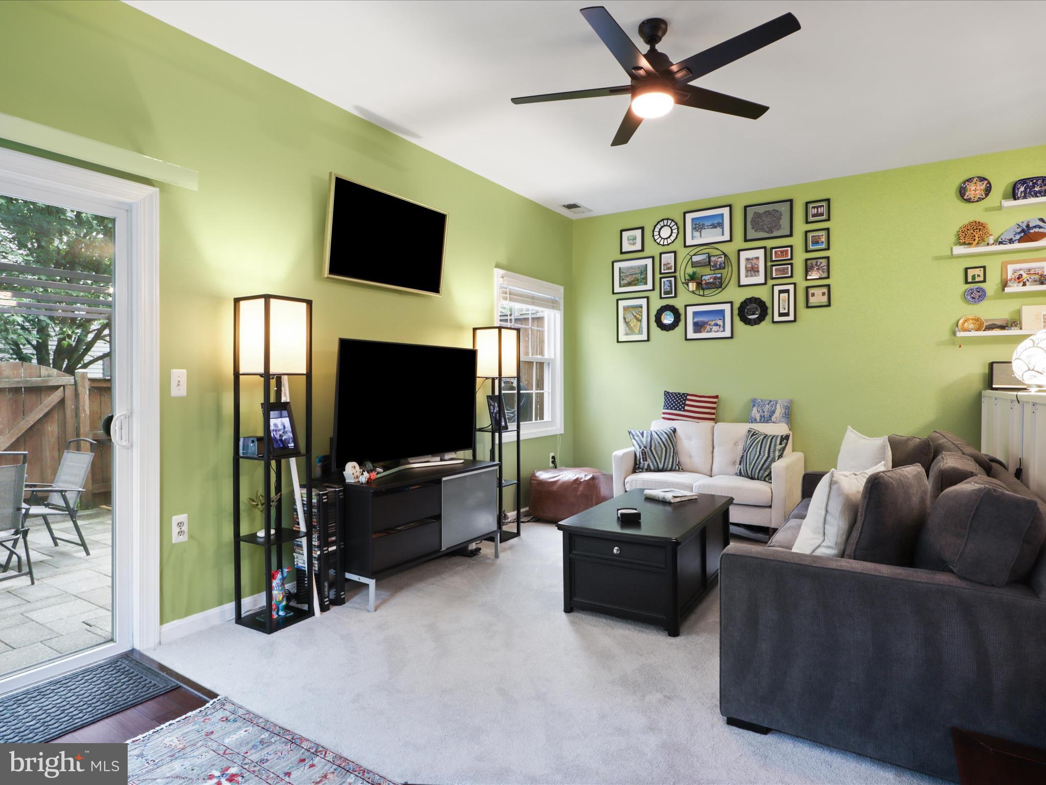 9917 BLAKE LANE