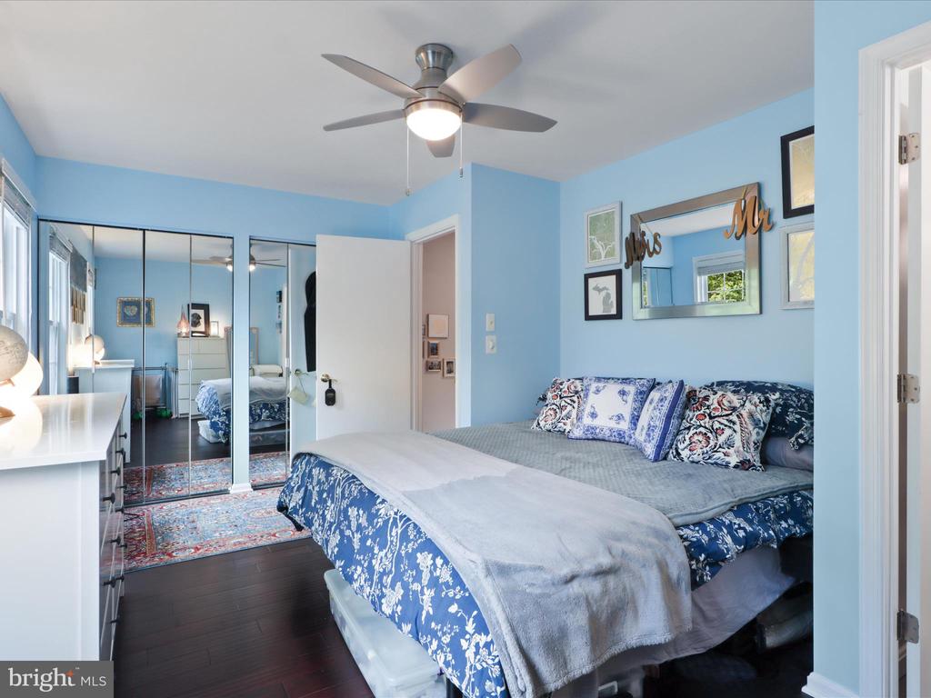 9917 BLAKE LANE