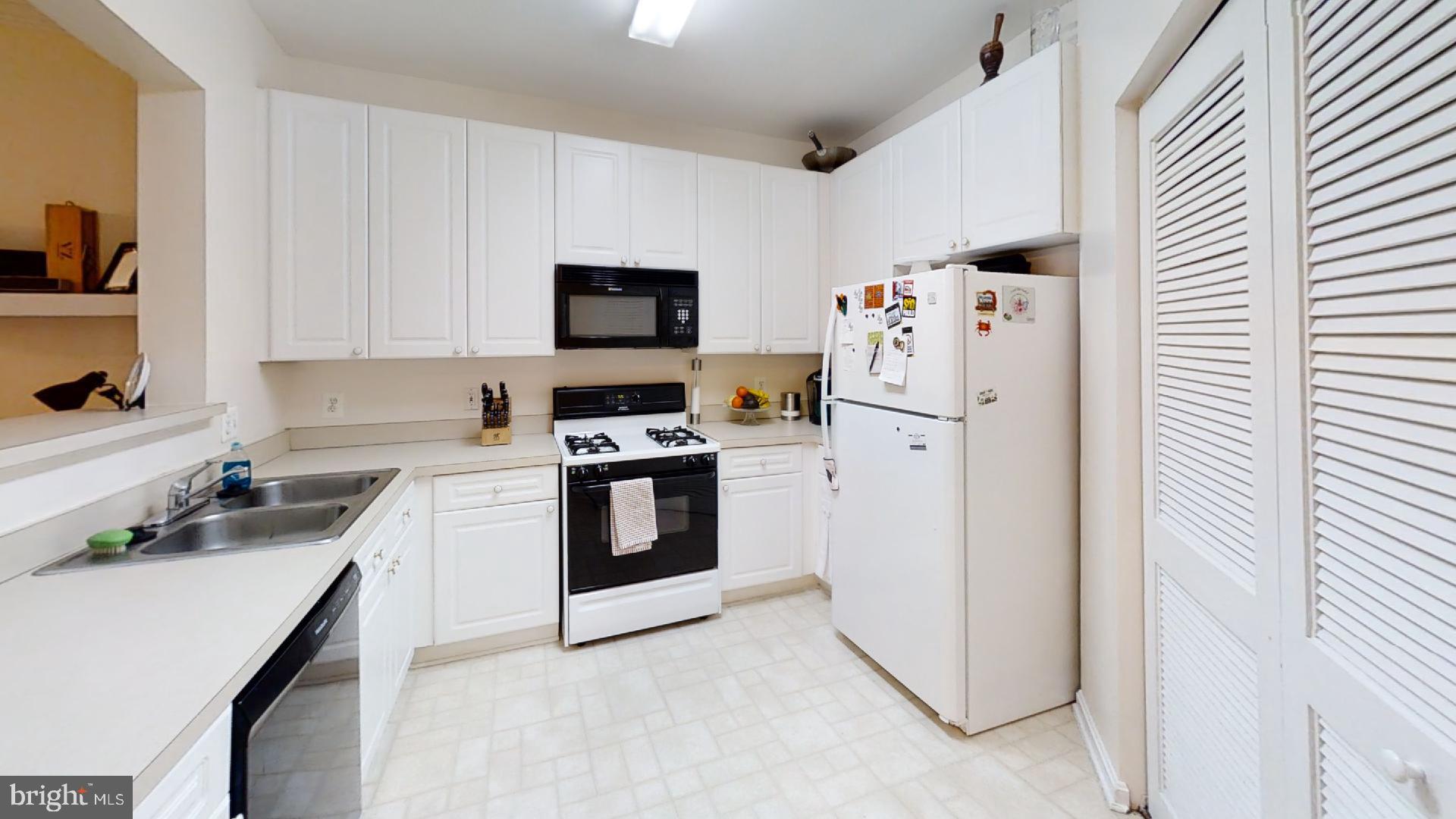 2700 BELLFOREST COURT 304