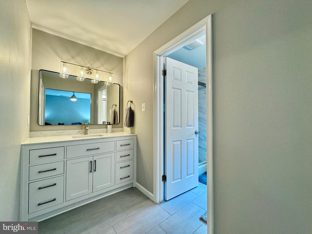 2718 SHAWN LEIGH DRIVE