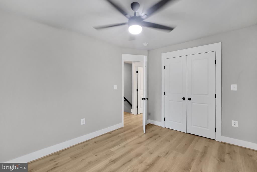 2313 GLENDALE TERRACE