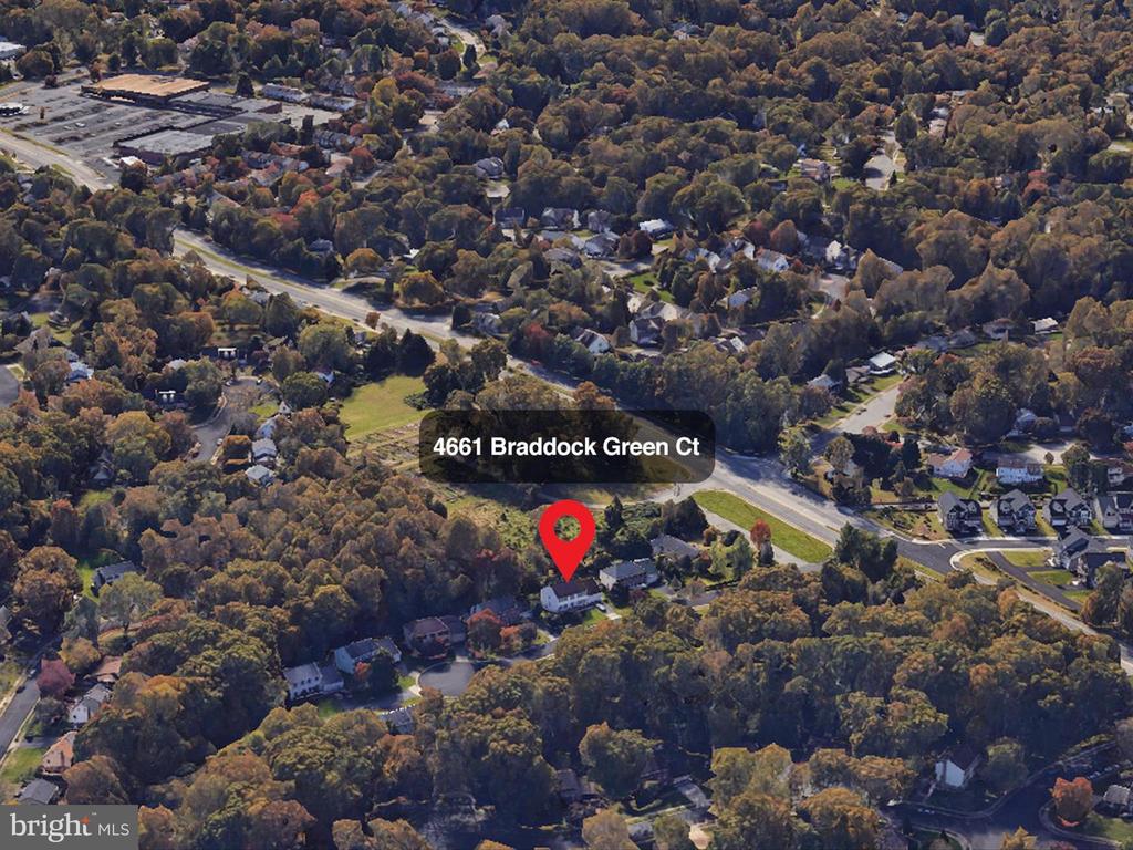 4661 BRADDOCK GREEN COURT