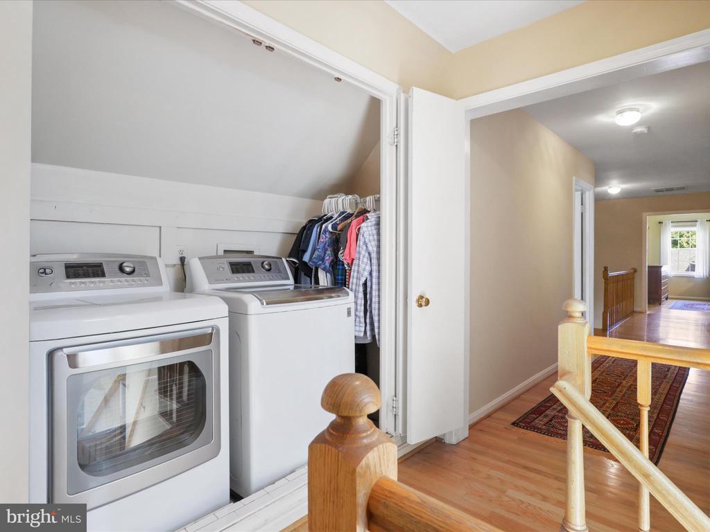 4661 BRADDOCK GREEN COURT