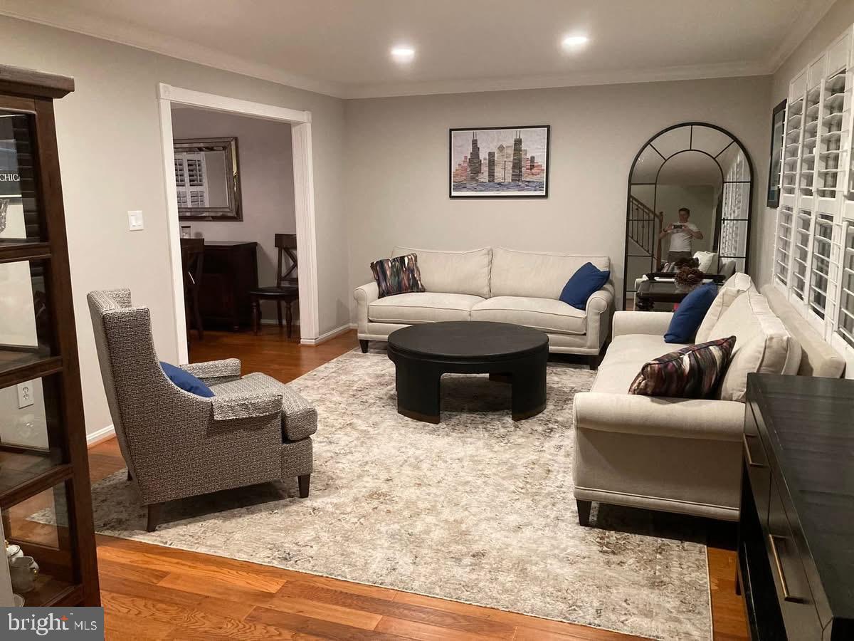 6511 CAPE COURT