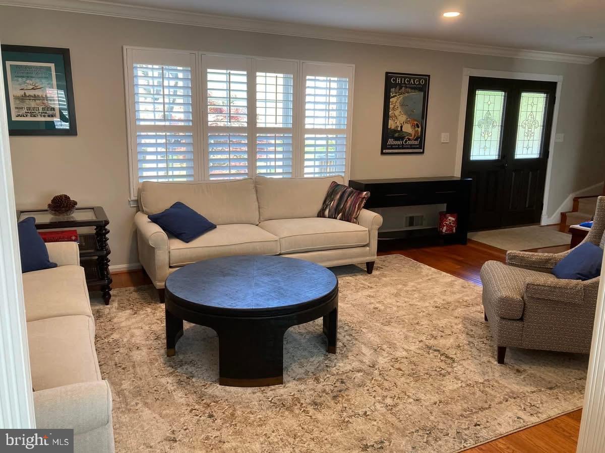 6511 CAPE COURT