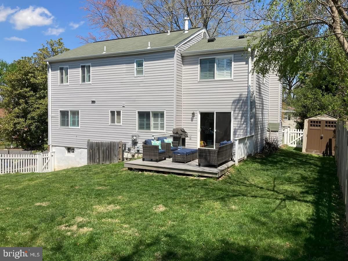 6511 CAPE COURT