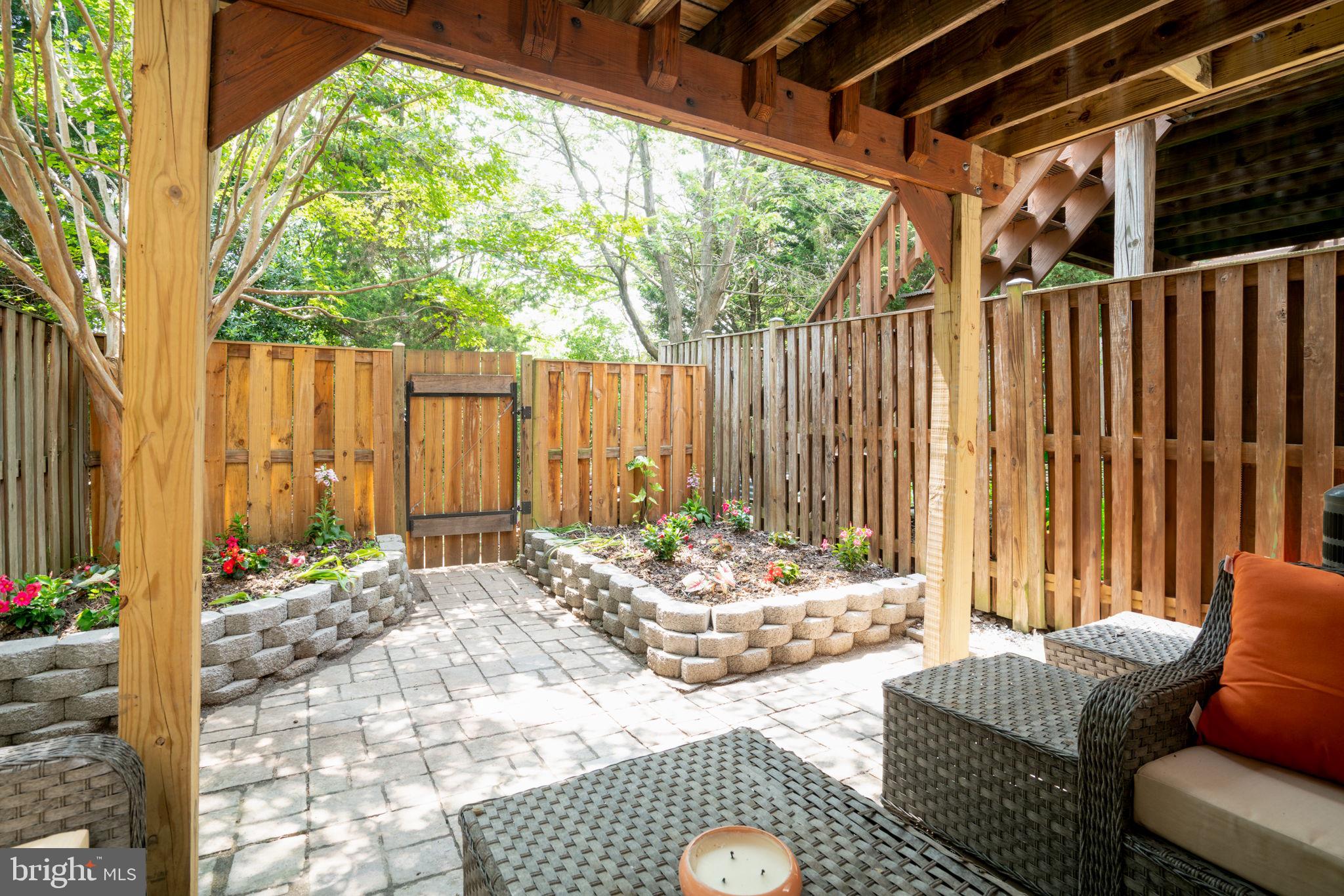 6996 OLD BRENTFORD ROAD