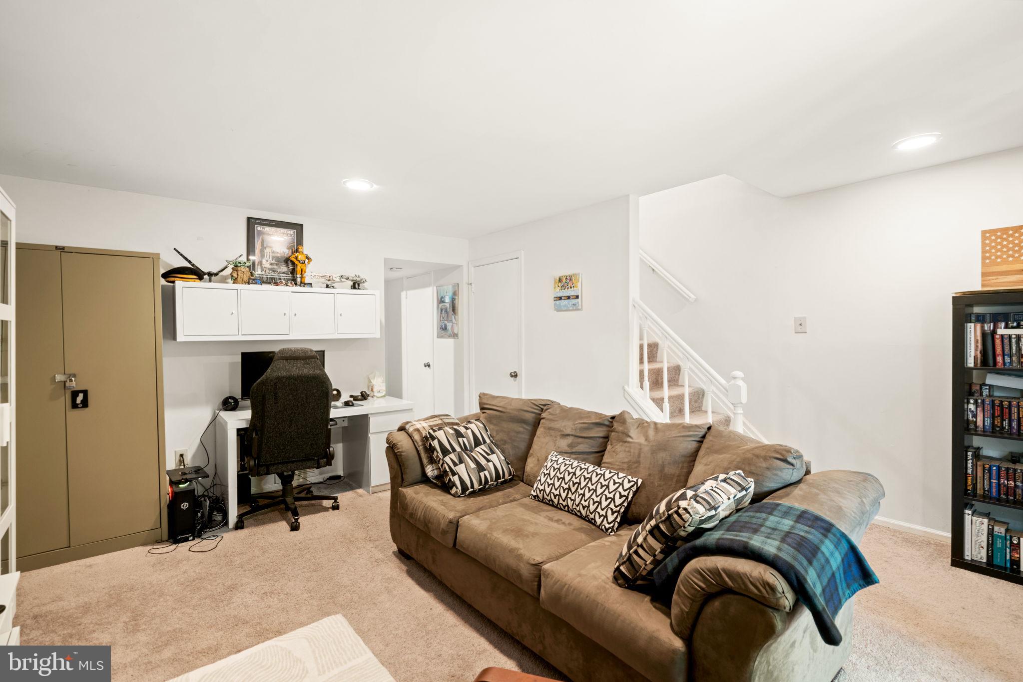 6996 OLD BRENTFORD ROAD