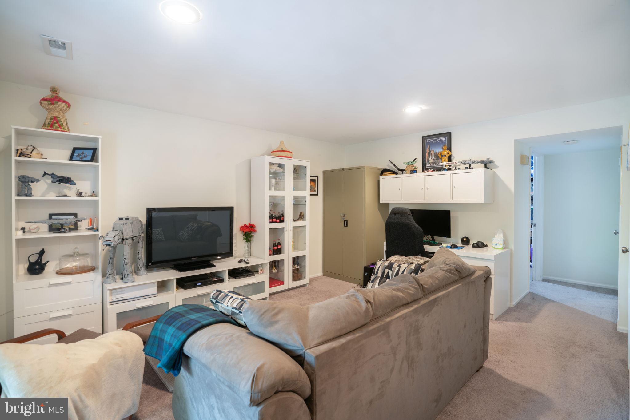 6996 OLD BRENTFORD ROAD