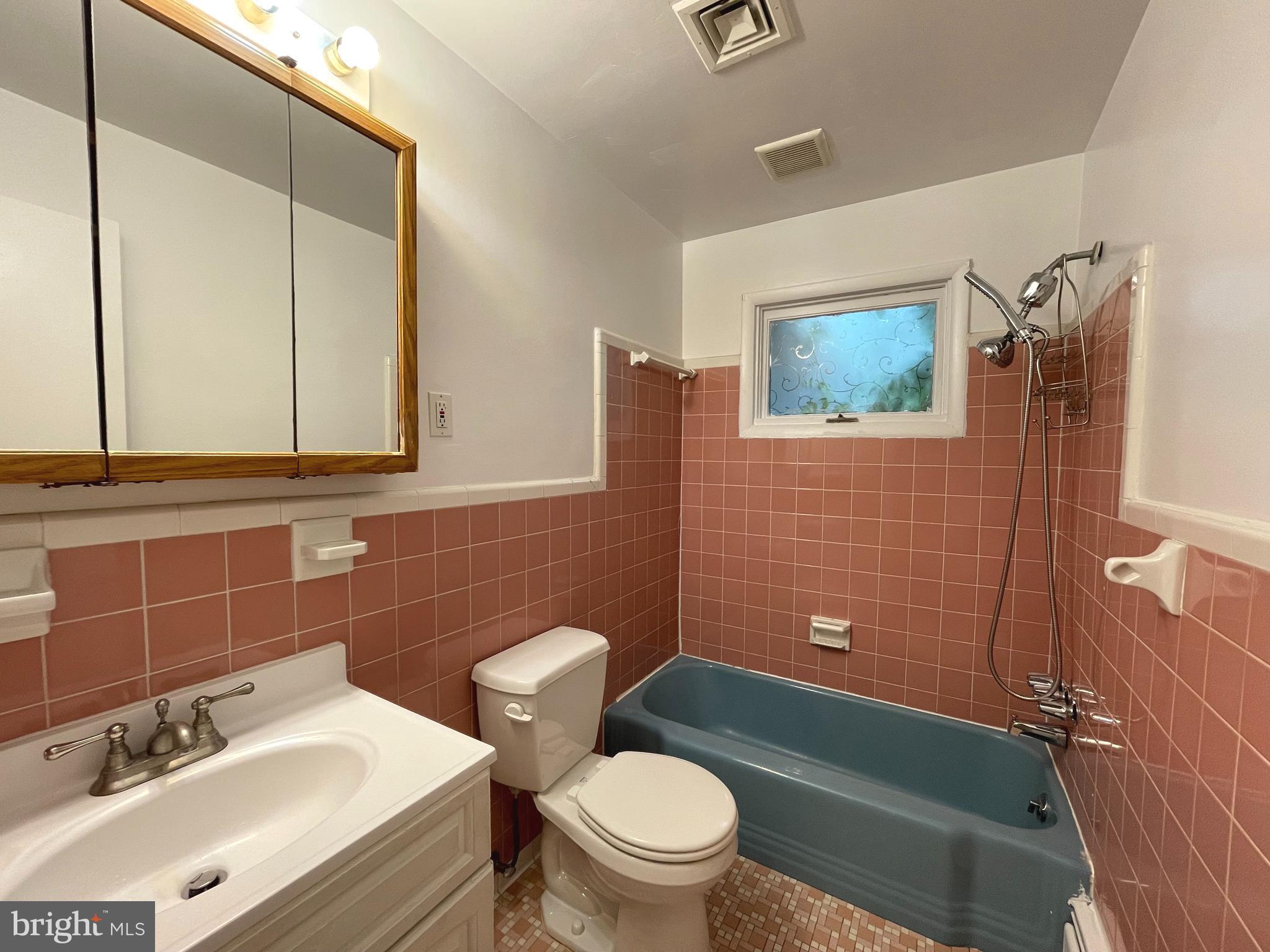 7908 RAILROAD STREET