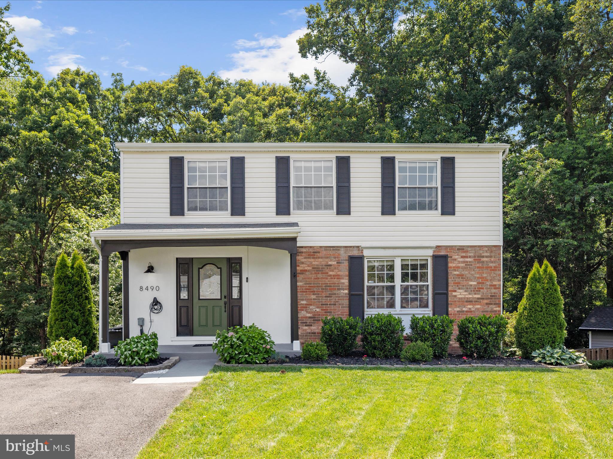 8490 MAGIC TREE COURT