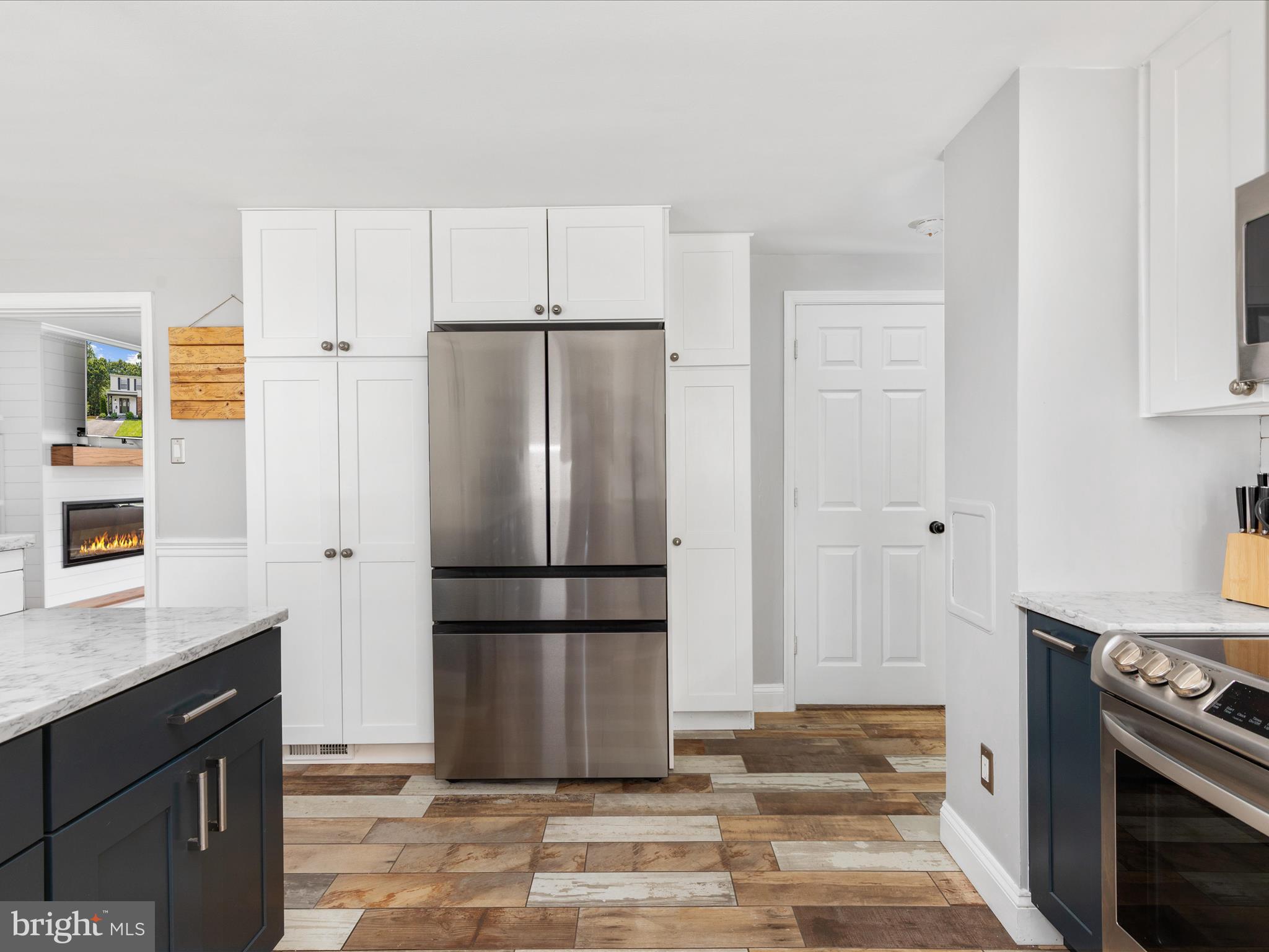 8490 MAGIC TREE COURT